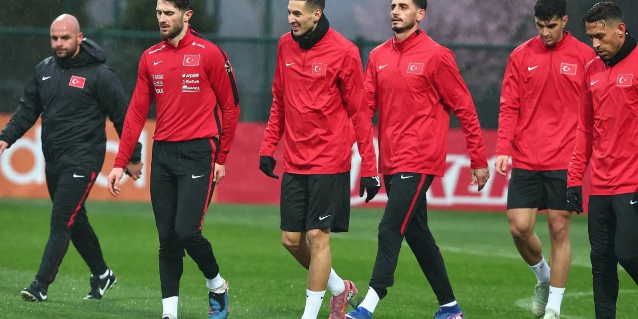 3 Büyükler, Milli Takımlara 33 Futbolcu Yollayacak: İşte Kulüplere Göre Oyuncu Dağılımı