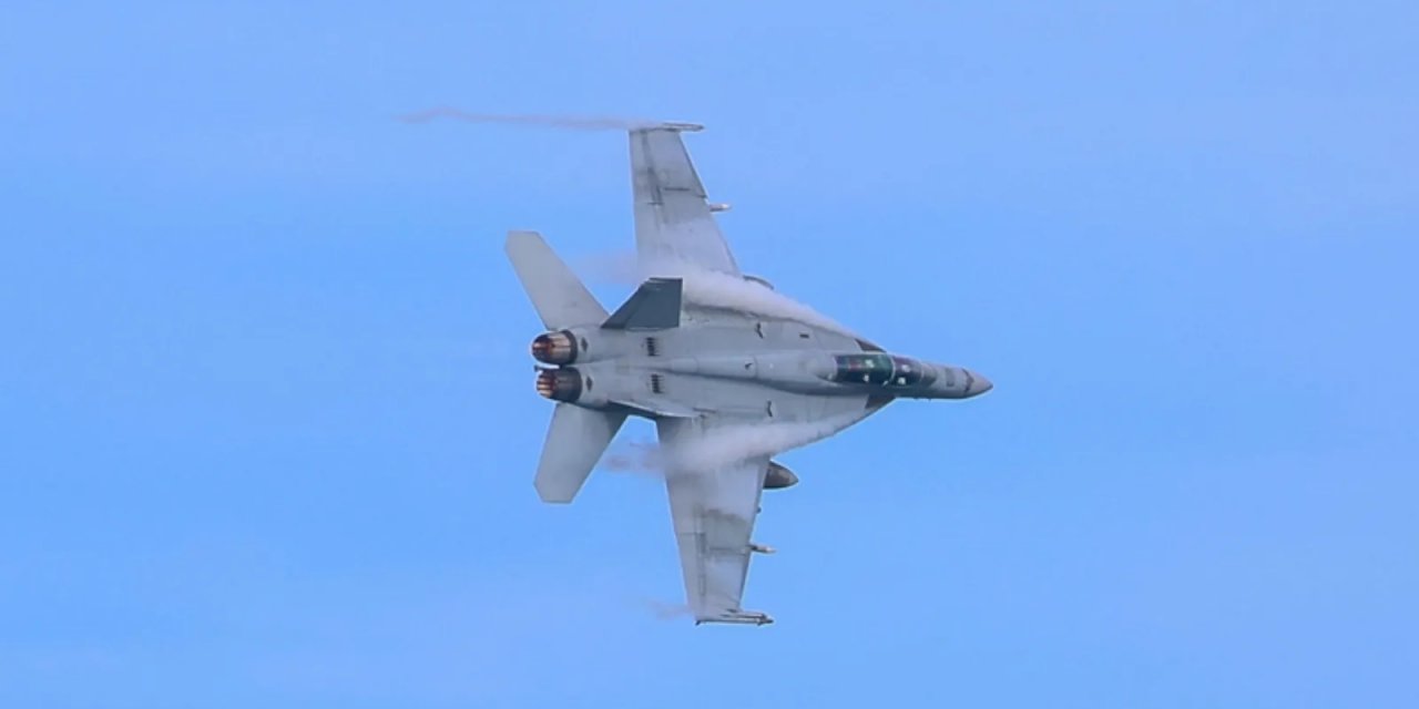 İran Ordusu: Ülkenin Güneyinde Bir F-15 Savaş Uçağı Düşürüldü