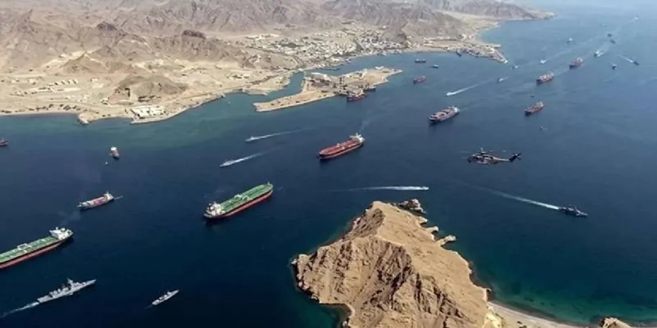 47 Yıl Sonra İlk: İran, Hürmüz Boğazı'ndan Geçen Gemilerden 2 Milyon Dolar Geçiş Ücreti Alıyor