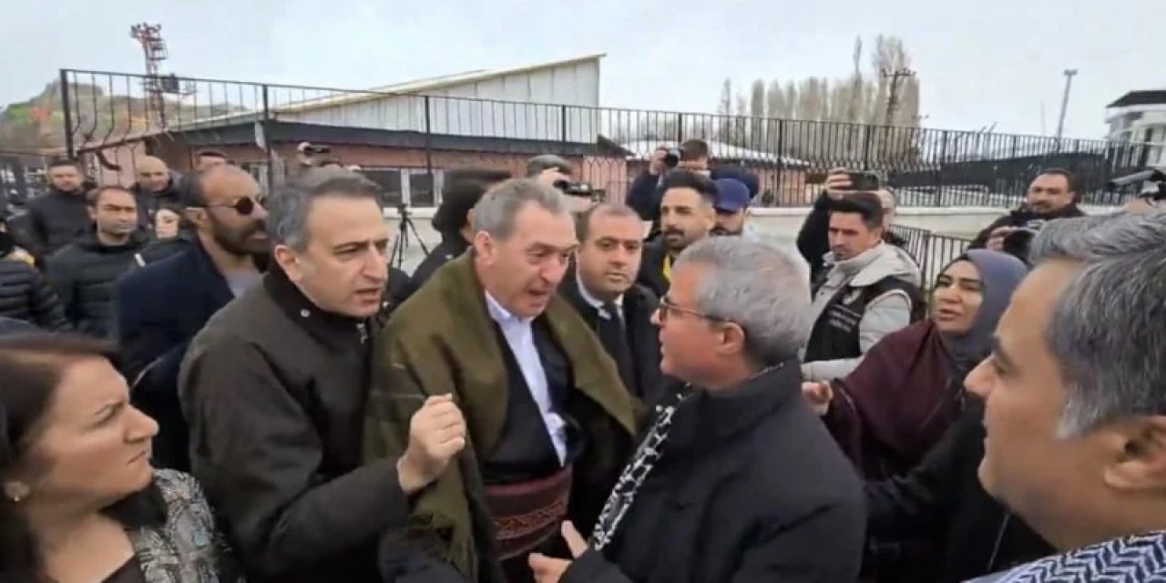 Van'da Nevruz Bayramı Kutlamalarında Sinirler Gerildi