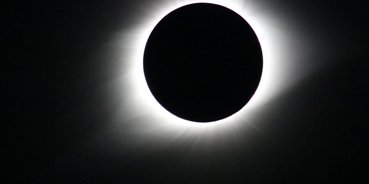 2027 Tam Güneş Tutulması Neden 'Yüzyılın Olayı' Kabul Ediliyor?