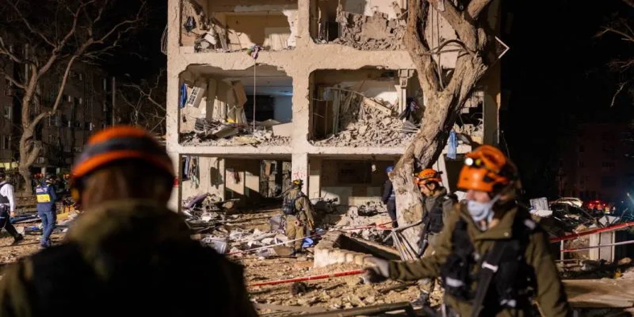 İran, 'doktrin Değişikliği'ni Duyurdu: Savunmadan Saldırıya Geçtik!