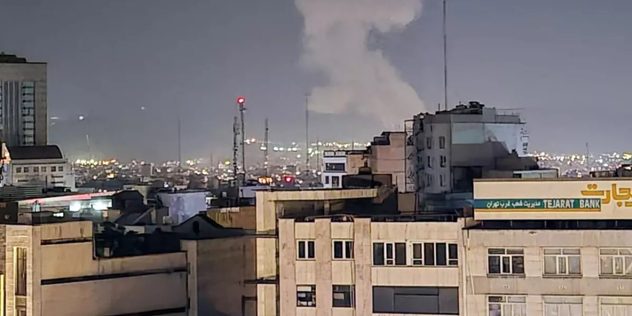 İran'ın Başkenti Tahran'da Patlamalar Meydana Geldi