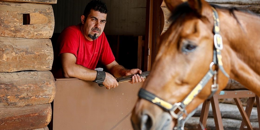 Milyonluk Atların Nalları Mustafa Ustaya Emanet