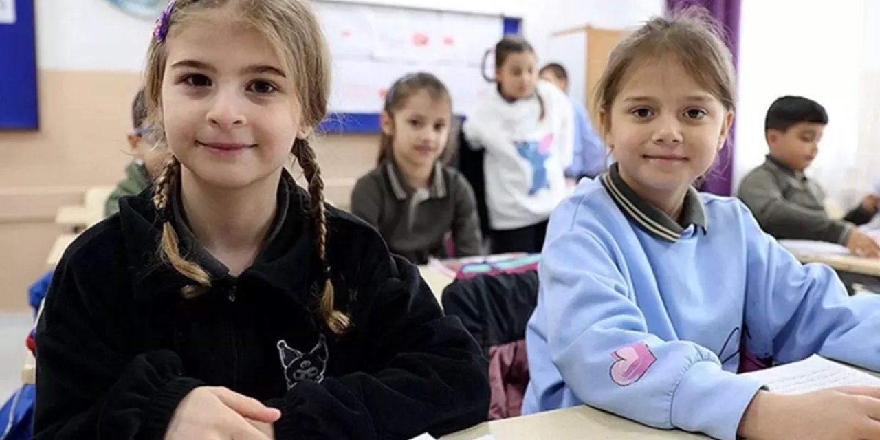 Öğrenciler Dersbaşı Yaptı