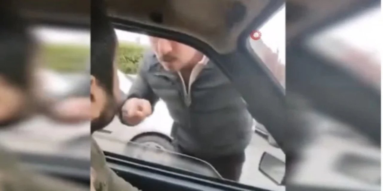 İzmir'de Ailesinin Yanında Saldırıya Uğradı