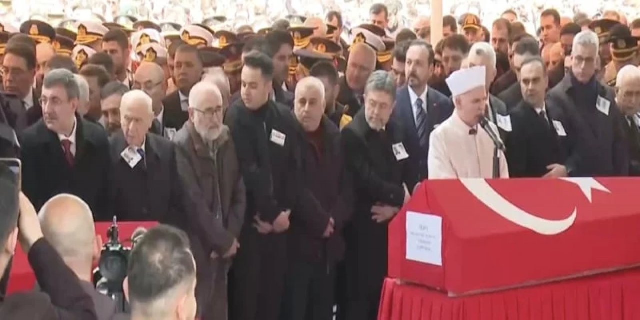 Katar'da Düşen Helikopterde Şehit Olanların Naaşı Yurda Getirildi