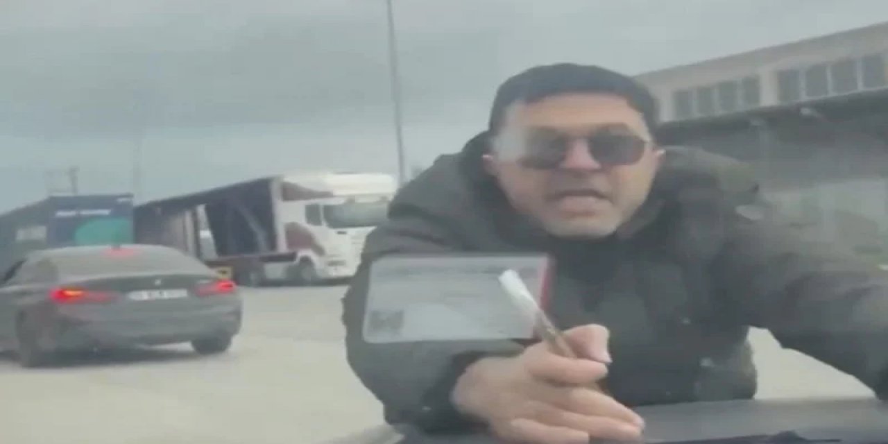 Edirne'deki Sınır Kapısında Sürücülerin Kaynak Kavgası Kameraya Yansıdı