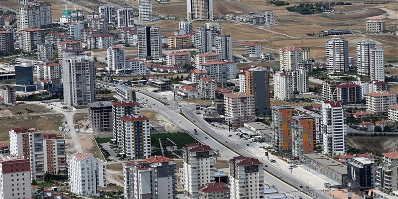 Konutta Kredili Satışların Payı 33 Ayın Ardından İlk Kez Yüzde 20'yi Geçti