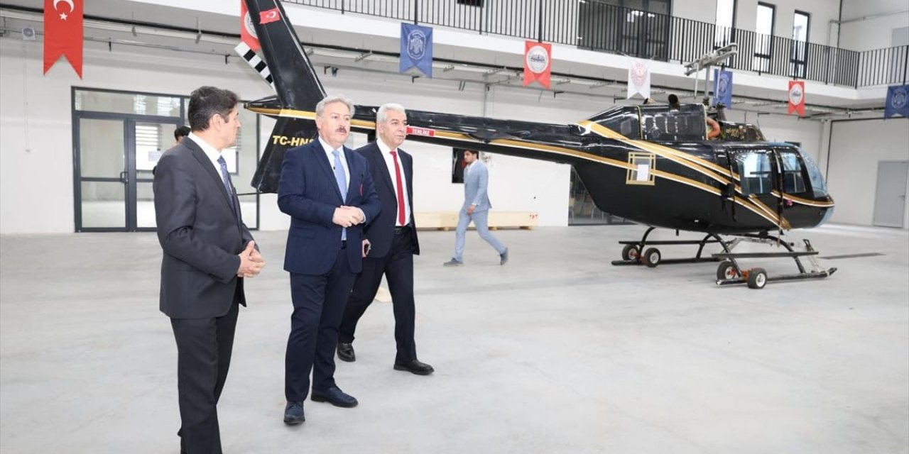 Melikgazi Belediyesinden Havacılık Ve Uzay Teknolojileri Lisesi'ne Ekipman Desteği