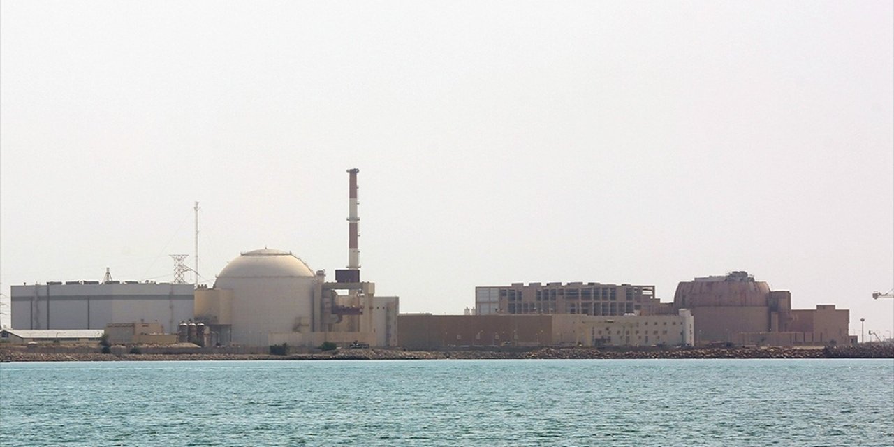 İran Atom Enerjisi Kurumu:  ABD-İsrail Saldırısında Buşehr Nükleer Enerji Santrali Sahasına Füze İsabet Etti