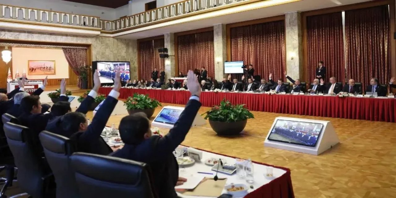 Çözüm Sürecinde Muhalefetten ‘Demokratikleşme’ Şerhi! ‘Tutuklu Yargılamalara Son Verilsin…’