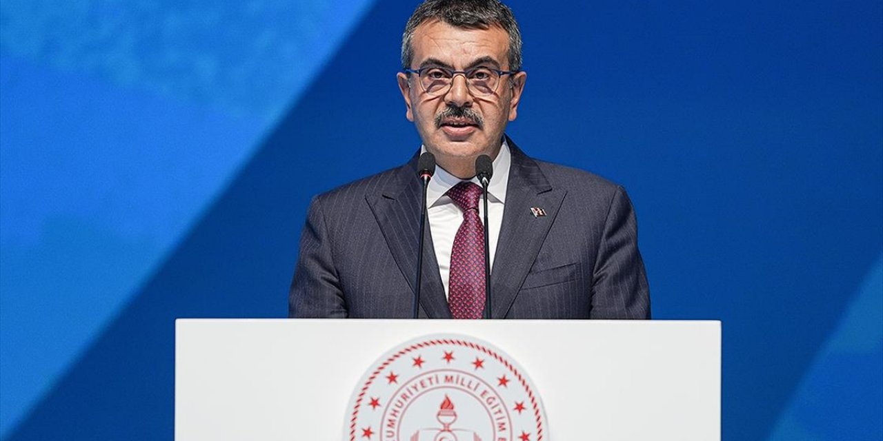 Bakan Tekin, "23 Nisan Çocuk Bayramı Düzenleme Kurulu" Toplantısına Katıldı