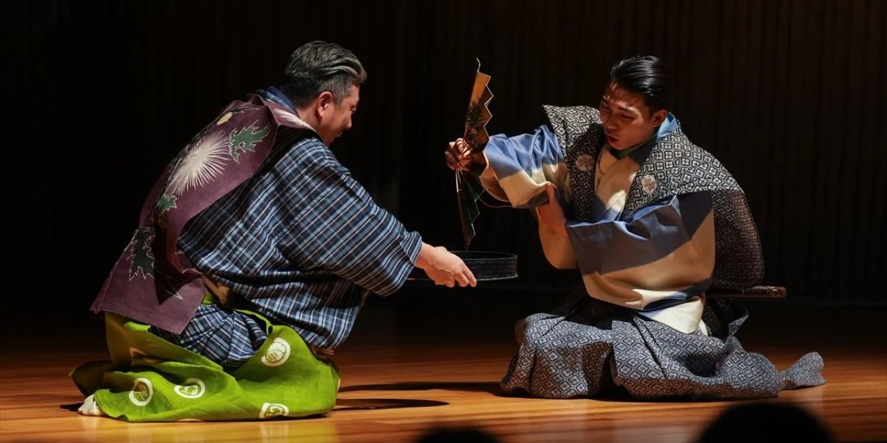 Japonya'nın Kyougen Sahne Geleneğini Sürdüren Ailenin "Değişmeyen" İlk Yurt Dışı Temsil Durağı Türkiye