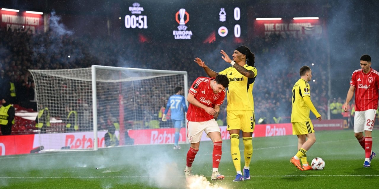 Uefa'dan Fenerbahçe'ye Bir Sonraki Avrupa Maçı İçin Deplasmanda Seyirci Yasağı