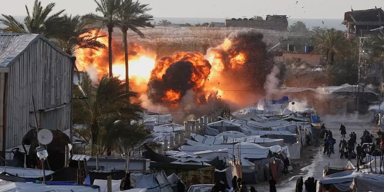 Savaşta 27. Gün! ABD-İsrail Lamerd Havalimanı'nı Vurdu, İran 202 Hava Aracını İmha Etti