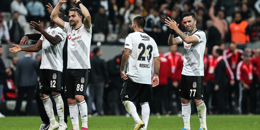 Beşiktaş'ta Moraller Yerine Geldi