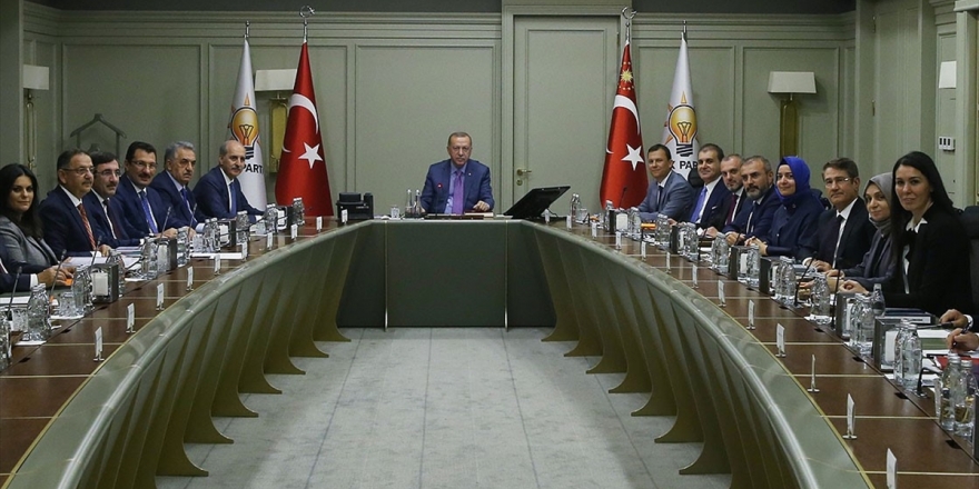 AK Parti MYK'da Erdoğan'a sunuldu! İşte seçmen göçünün önüne geçecek çözüm
