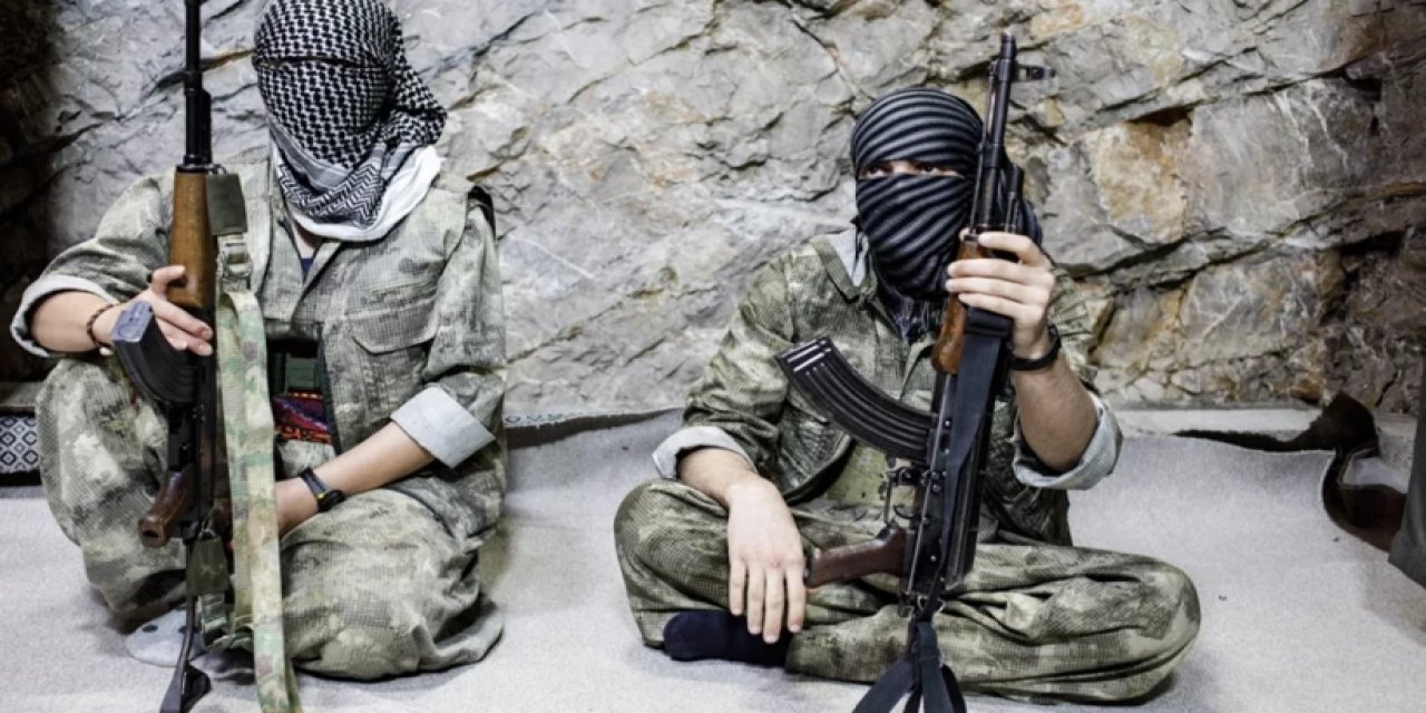 ​Bölgede Kartlar Yeniden Dağıtılıyor: PJAK, İran'a Karşı ABD Ve İsrail'in Yanında Saf Tuttu! Kara Harekatı İçin Pazarlık...