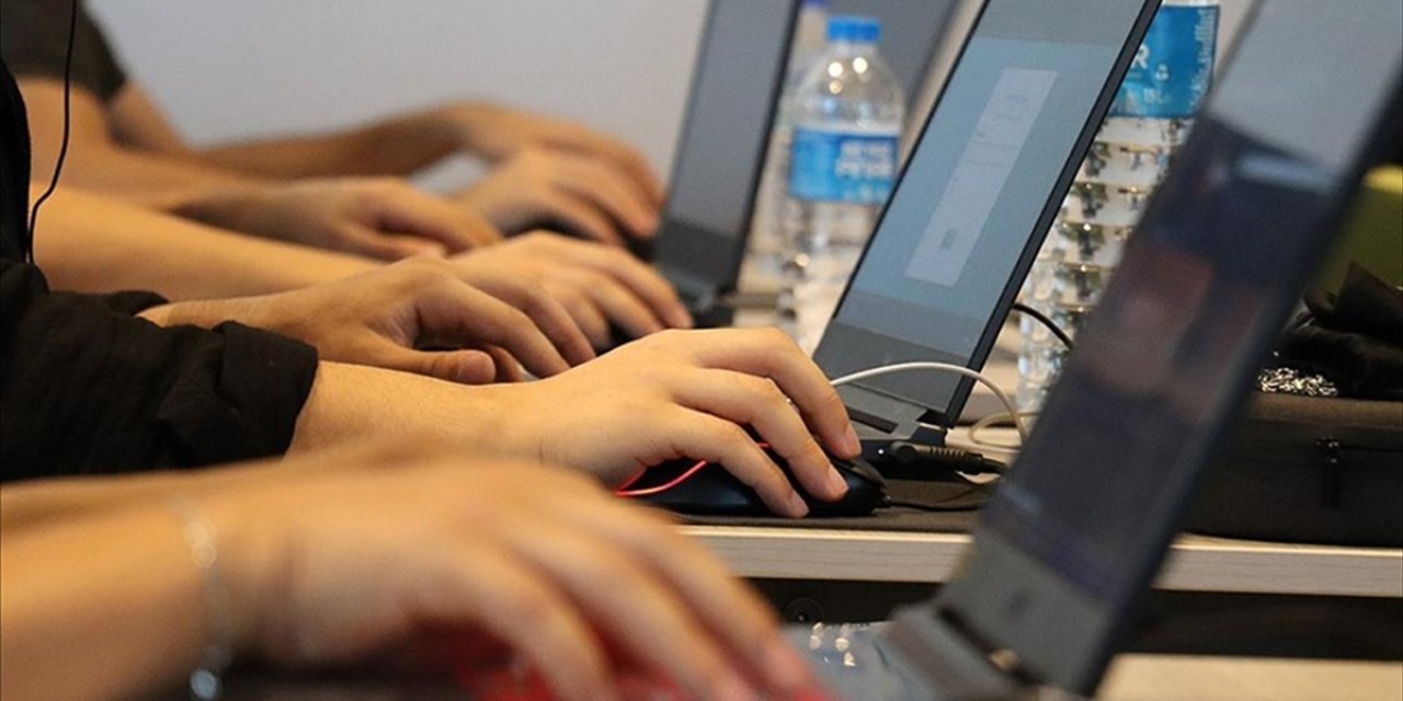 Türkiye, Yapay Zeka Ve Yazılım İhracatıyla Küresel Rekabette Gücünü Artırıyor