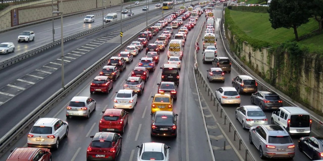 EGM Trafik Başkanı Mutlu: APP Plaka Denetimlerimiz 1 Nisan'da Başlayacak