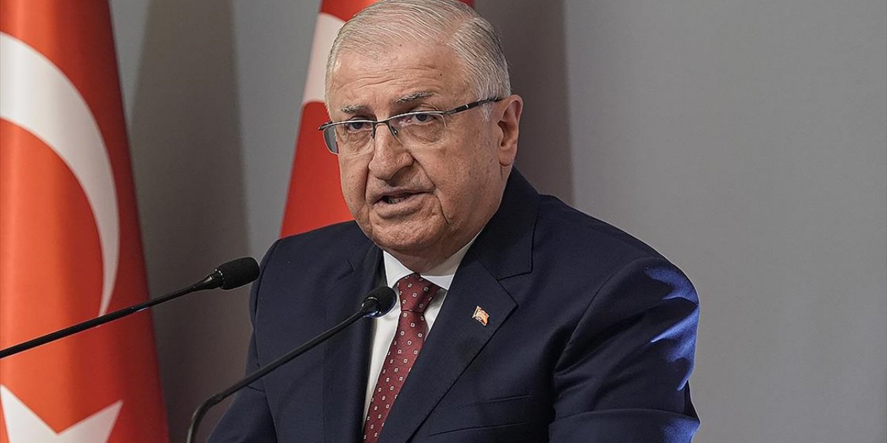 Milli Savunma Bakanı Güler, İran Savunma Bakan Vekili Rıza İle Telefonda Görüştü