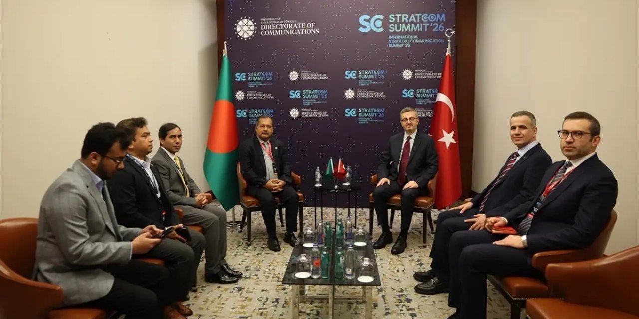 Türk ve Bangladeşli Bakanlar STRATCOM'da Buluştu