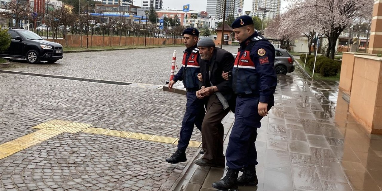 Kastamonu'da Baba Oğlunu Av Tüfeğiyle Öldürdü