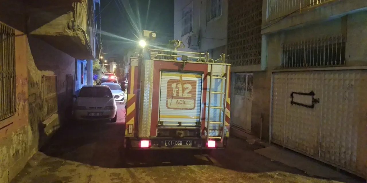 Adana'da 3 Katlı Binanın Terasında Patlama! 1 Kişi Öldü, 1 Kişi Yaralandı