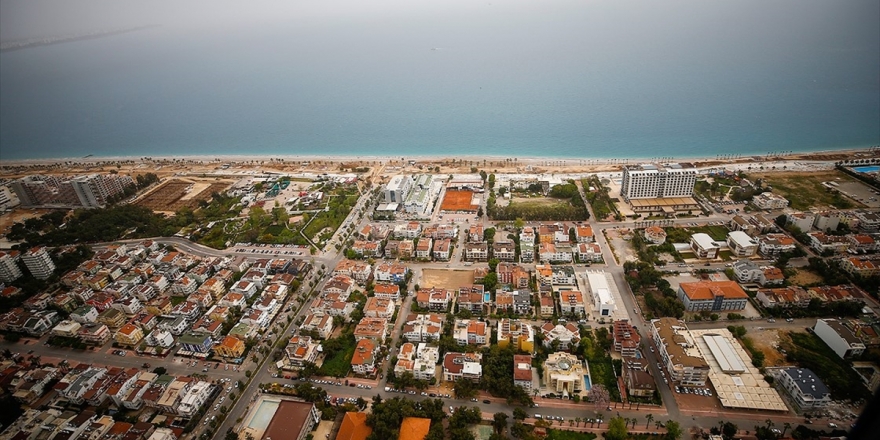 Antalya'da Yabancıya Konut Satışı 10 Bin Adetle Rekor Kıracak