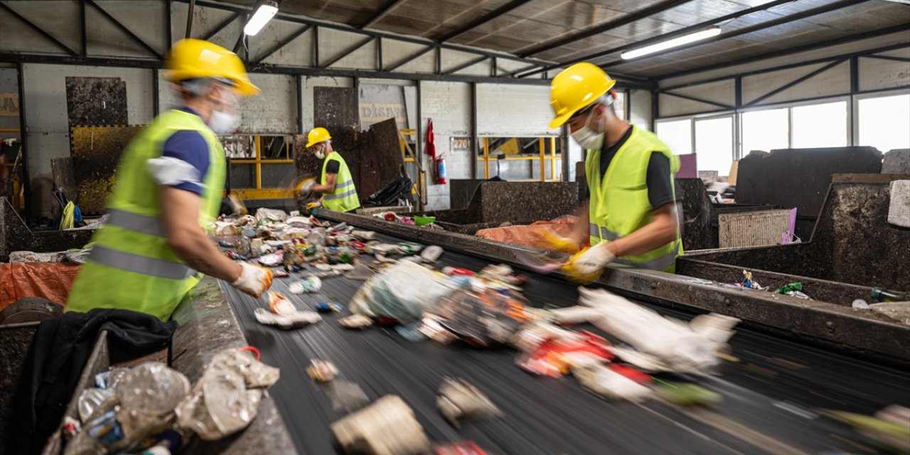 "Sıfır Atık" İle 90 Milyon Ton Atık Dönüştürülerek Ekonomiye Geri Kazandırıldı