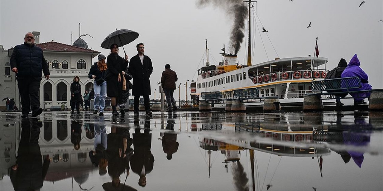 Türkiye'de Gelecek 3 Gün Boyunca Yağışlı Hava Etkili Olacak