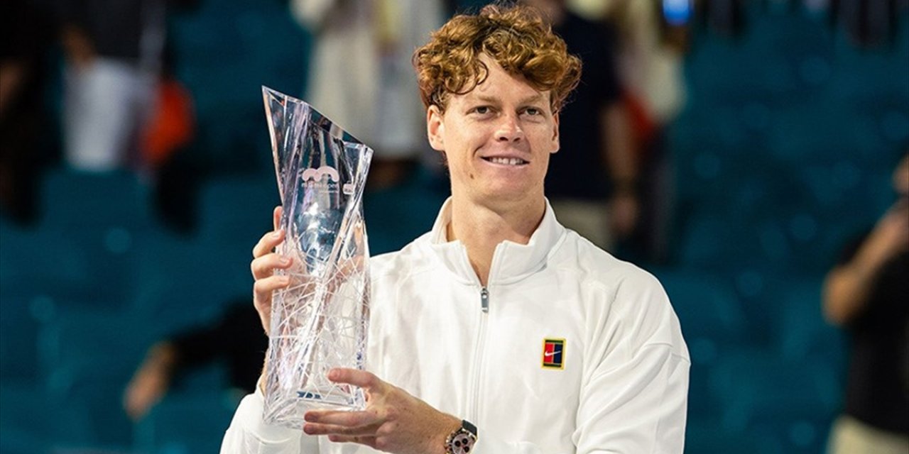 İtalyan Tenisçi Jannik Sinner, Miami Açık'ta Şampiyon Oldu