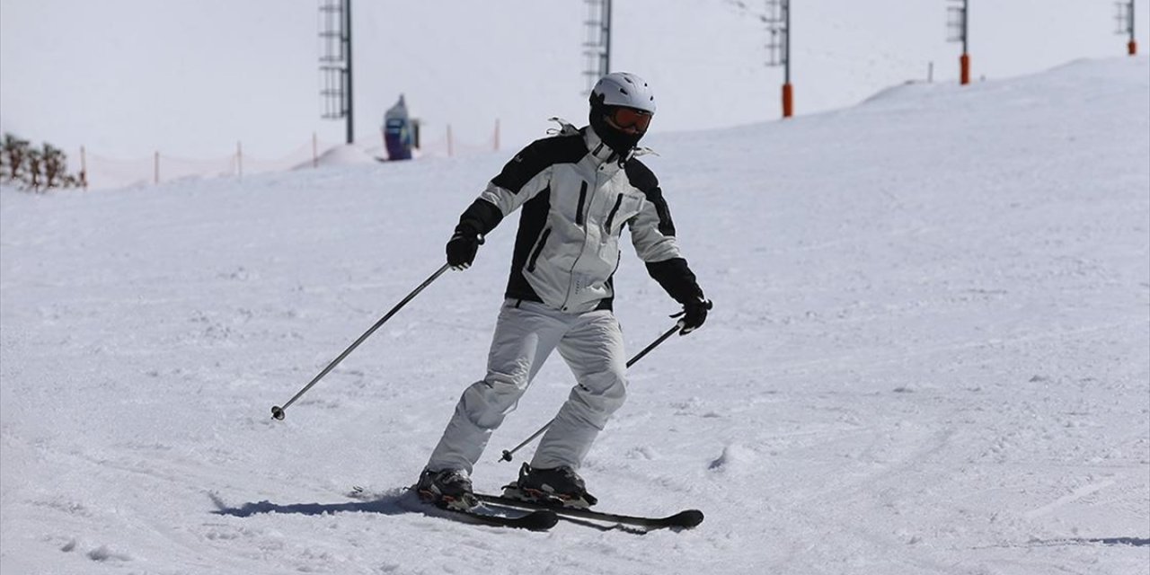 Palandöken'de Sezon "Bahar Kayağı" İle Devam Ediyor