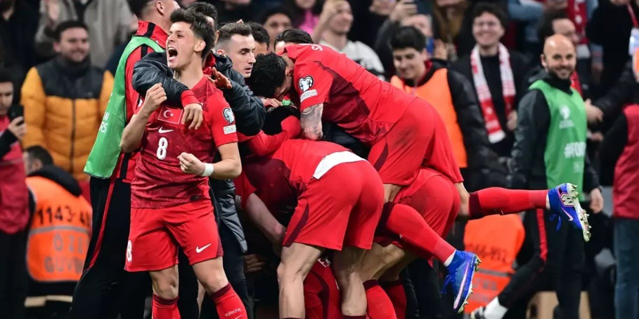 A Milli Takım TFF'nin Kasasına Çuvalla Para Sokabilir