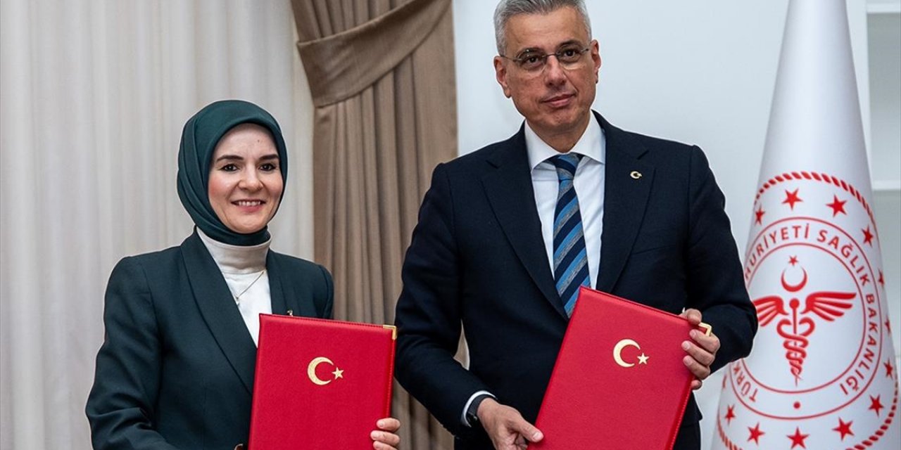 Aile Ve Sosyal Hizmetler Bakanlığı İle Sağlık Bakanlığı Arasında İşbirliği Protokolü İmzalandı