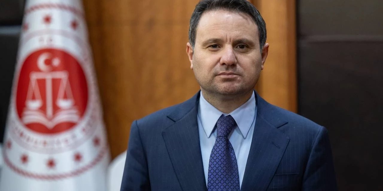 Adalet Bakanı Akın Gürlek'ten Mesaj: Adalet Teşkilatı Korkuya Teslim Olmamıştır