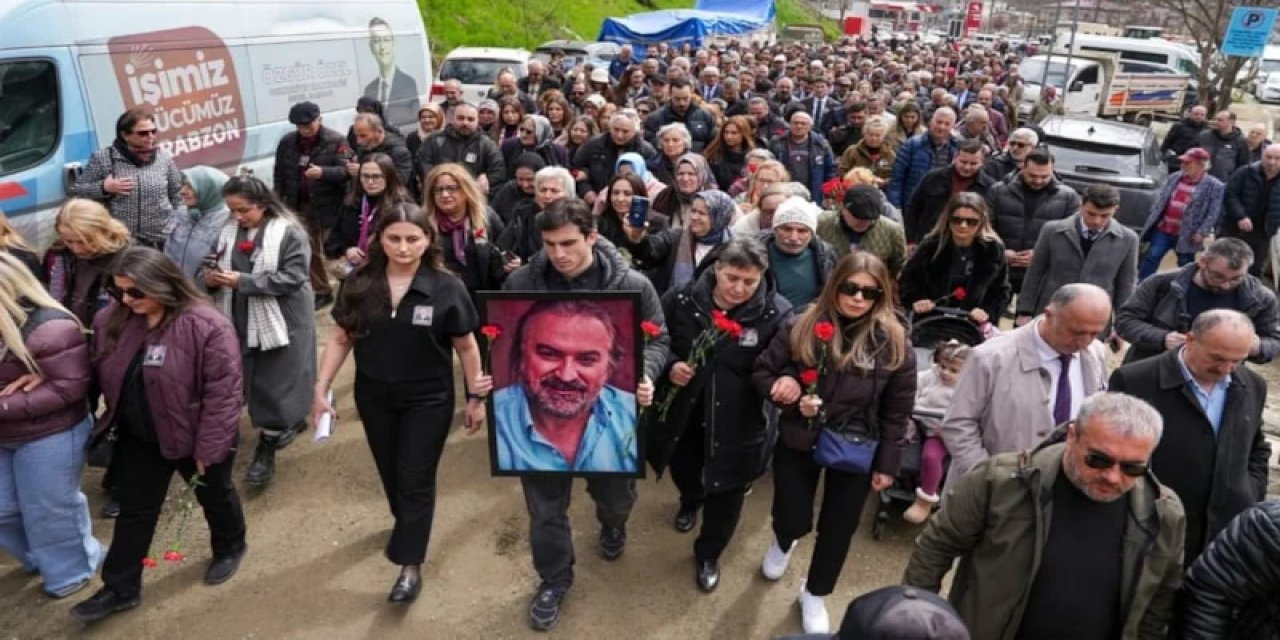 Karadeniz’in Güçlü Sesi Volkan Konak Mezarı Başında Anıldı