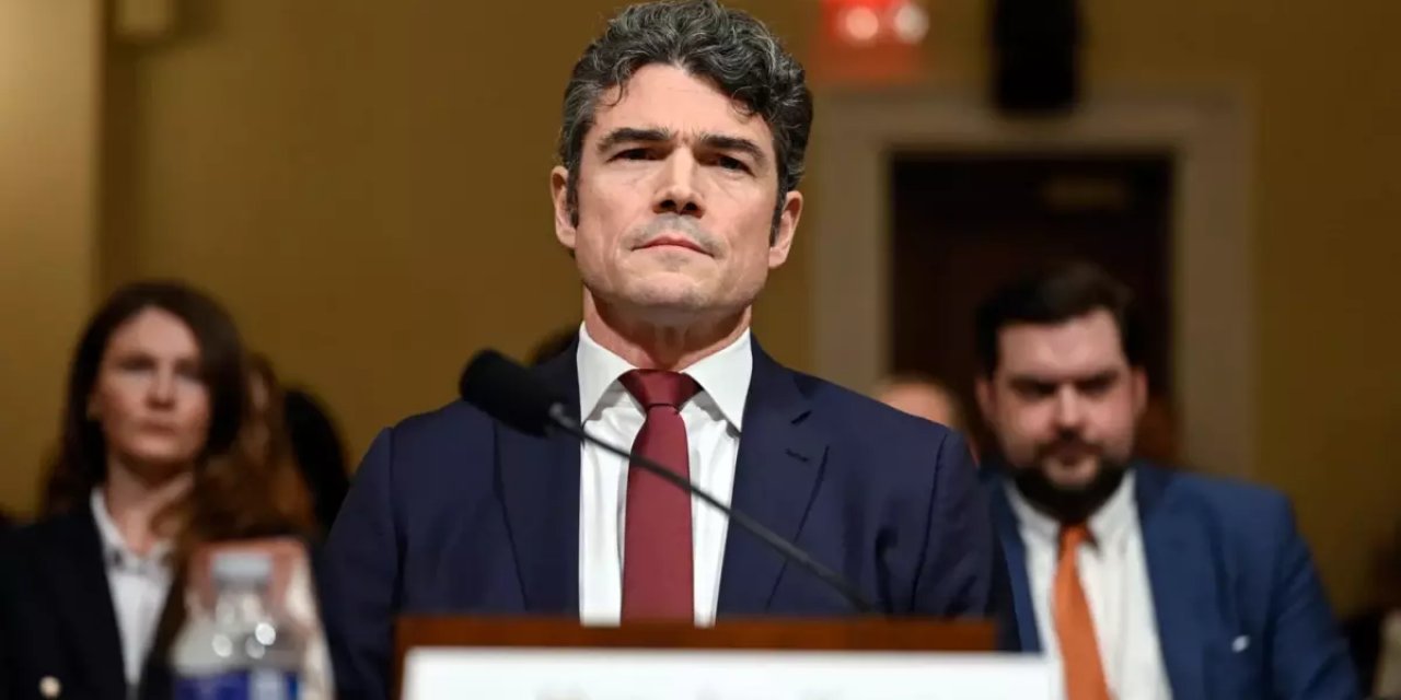 Trump'ın Eski Sağ Kolundan Çarpıcı "El-Kaide" İtirafı