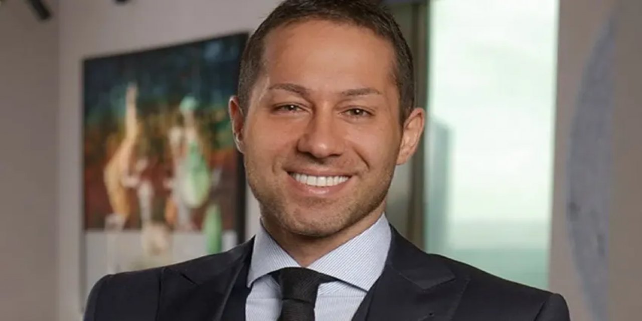 Kasım Garipoğlu, Yazışmada Usulsüzlükleri İfşa Etmiş: Diplomam Yok Fotoşopla Yaparız