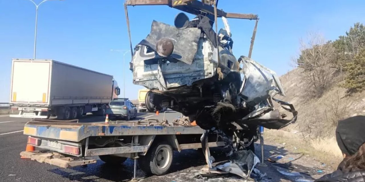 Ankara'daki Kazada Hayatını Kaybedenlerden 2'sinin Kimlikleri Belli Oldu