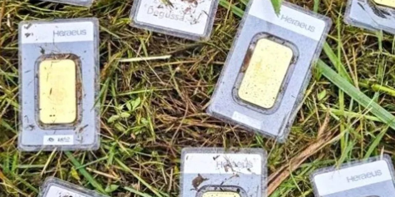 Belediye Çalışanı Külçe Külçe Altın Buldu! Sahibi Çıkmazsa Halka Dağıtılacak