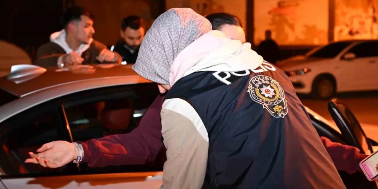 Kırıkkale'de Öğrenci Yoğunluğuna Narkotik Denetimi