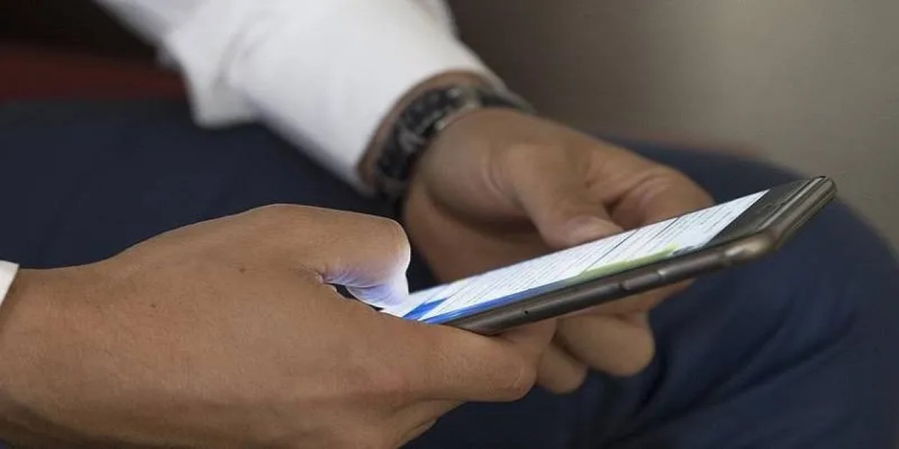 Cep Telefonu Tarifelerine Zam Geldi