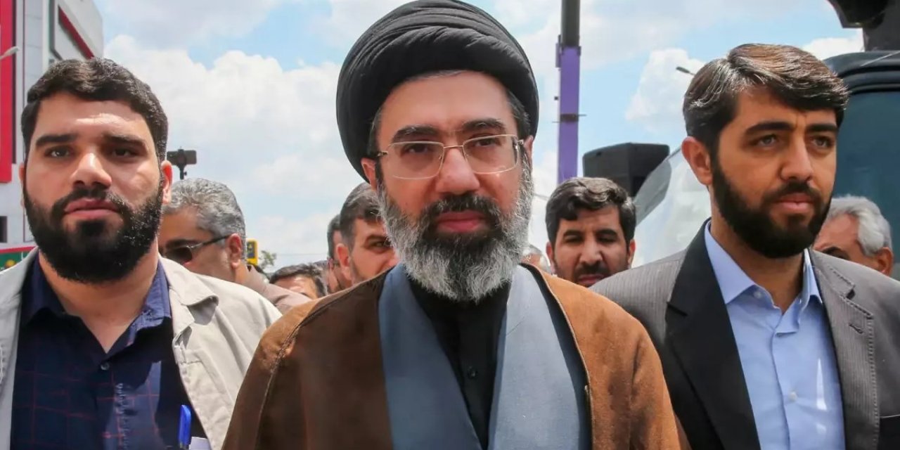 İran'da Din Adamlarından Nükleer Fetva İçin "Yeniden Değerlendirme" Çağrısı