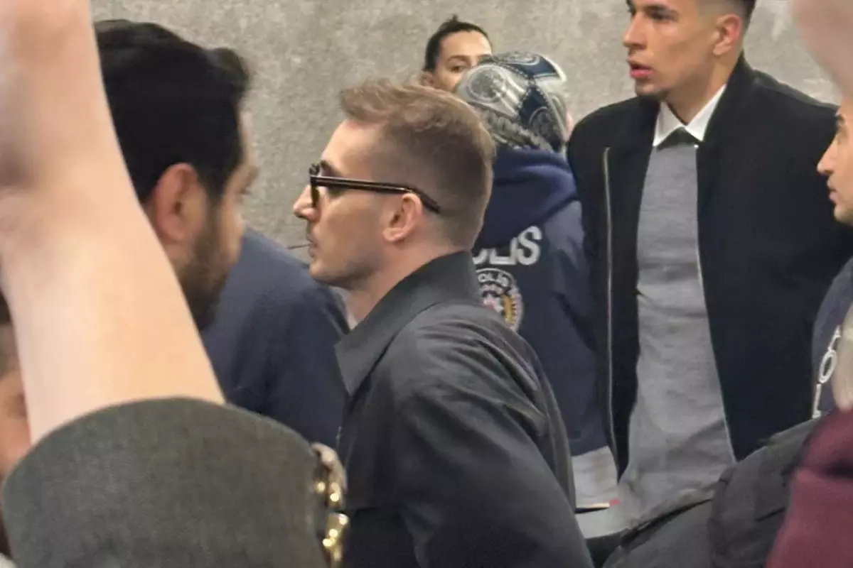 Kerem'den Mert Hakan'a Büyük Sürpriz