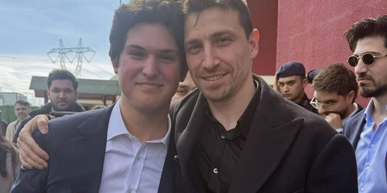 Mert Hakan Yandaş Ve Kerim Rahmi Koç Bir Arada