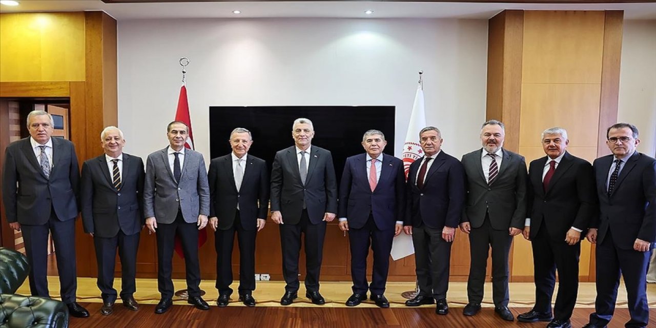 Bakan Bolat: Müteahhitlik Sektörü, Türkiye'nin Ekonomik Büyümesine Önemli Katkılar Sunmaya Devam Etmektedir