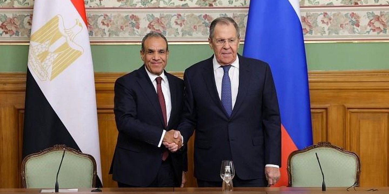 Lavrov'dan Trump'a İran Uyarısı