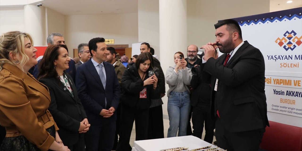 Burdur'da Yaşayan Miras Şöleni Başladı